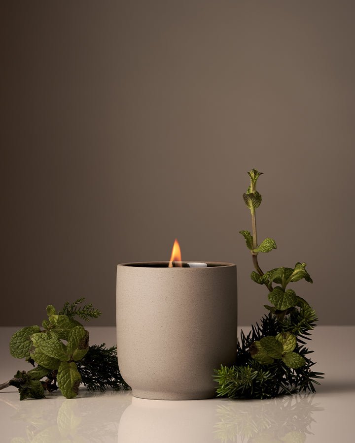 Candle - dwellandremainHomecourt
