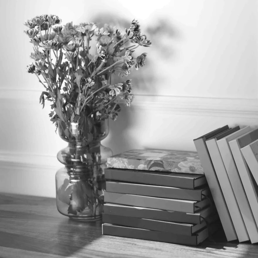 Elsa Vase - Frosted Grey - Shop_nameOsmos Studio