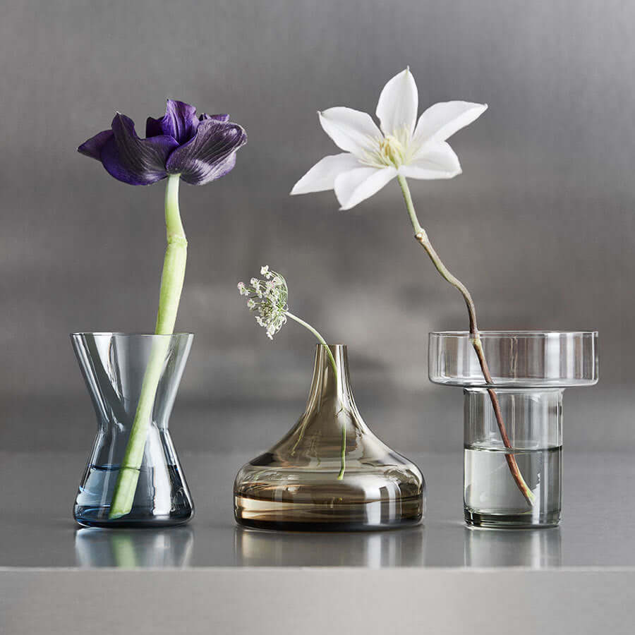 Midsummer Water Avens Vase - Orrefors Kosta Boda - dwellandremainOrrefors