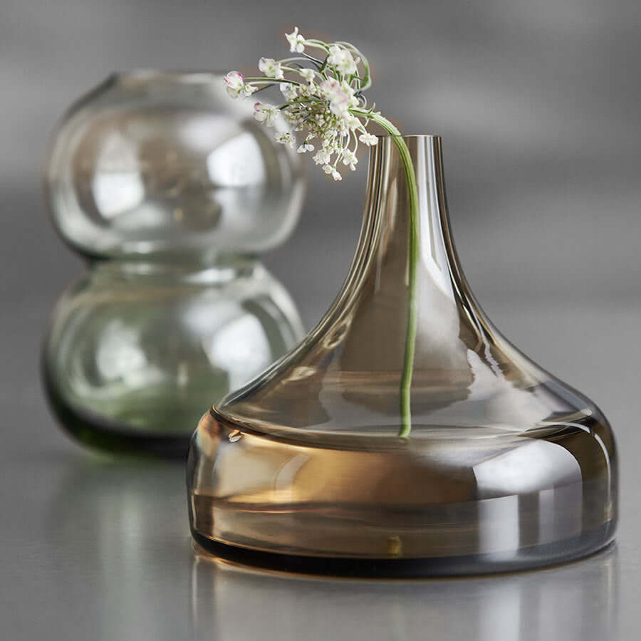 Midsummer Water Avens Vase - Orrefors Kosta Boda - dwellandremainOrrefors