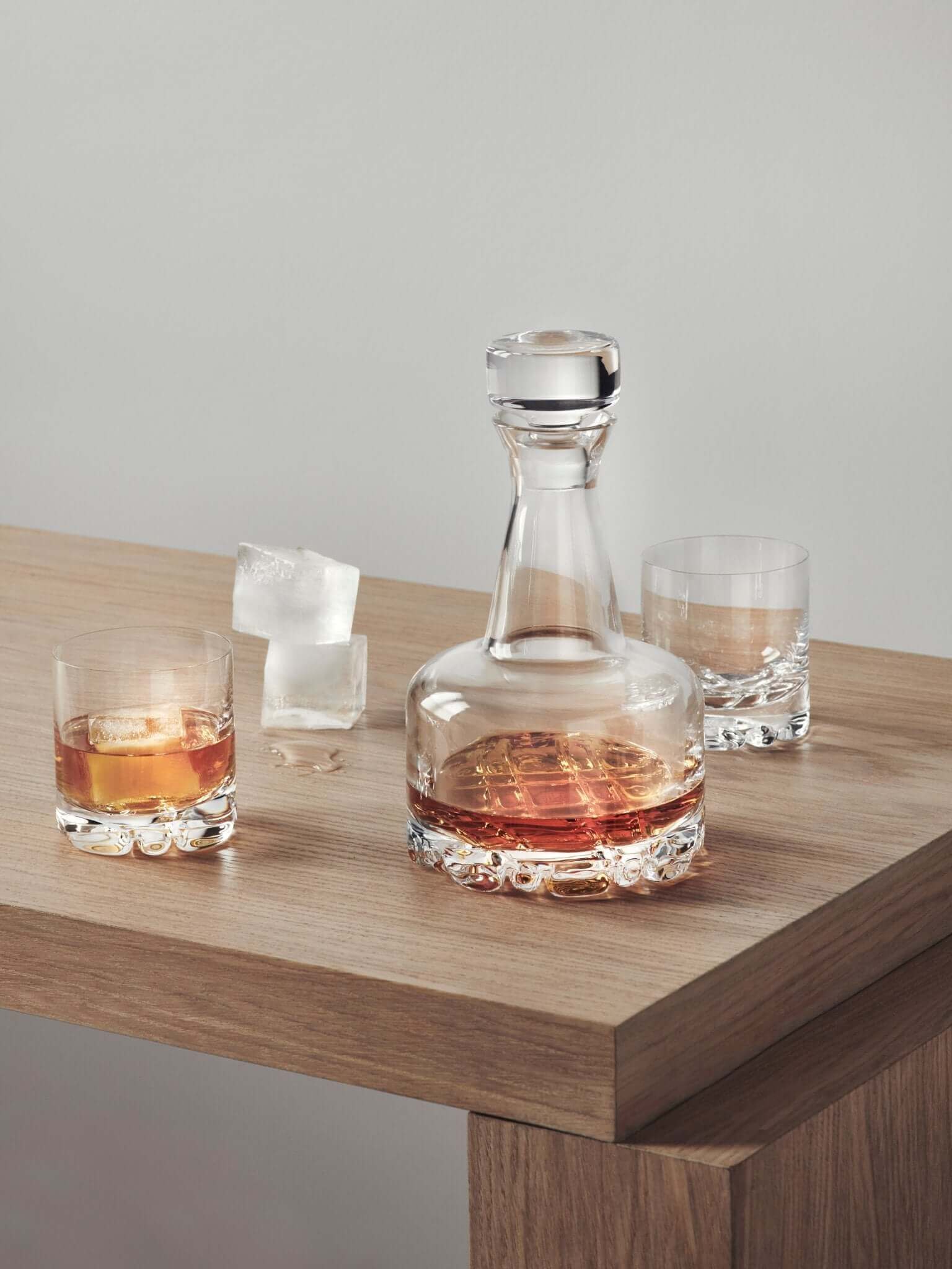 Orrefors Erik 3 - Piece Decanter Set: Modern Scandinavian Elegance for Whiskey Lovers - dwellandremainOrrefors