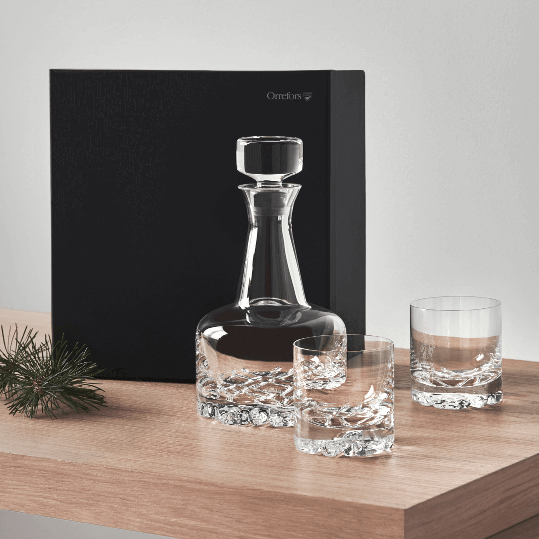 Orrefors Erik 3 - Piece Decanter Set: Modern Scandinavian Elegance for Whiskey Lovers - dwellandremainOrrefors