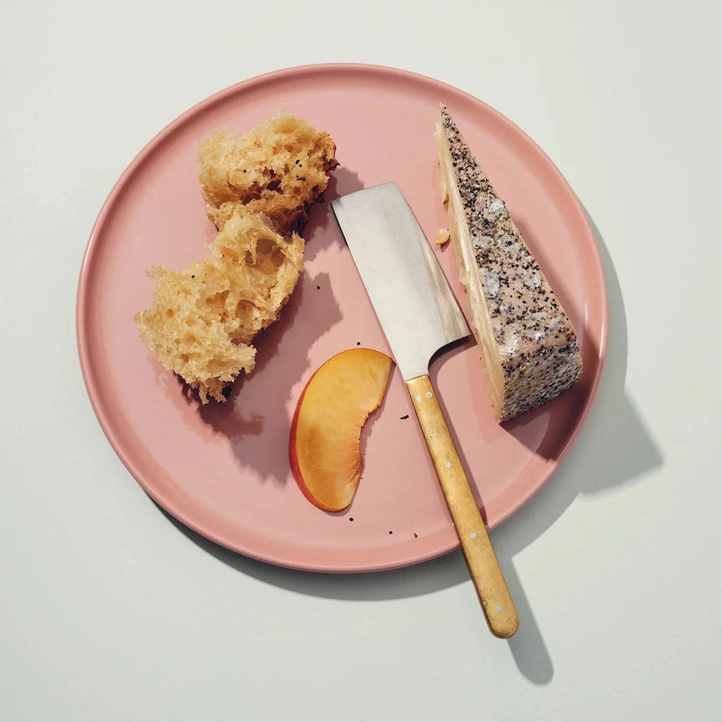S/4 Medium Plate - dwellandremainFors Studio