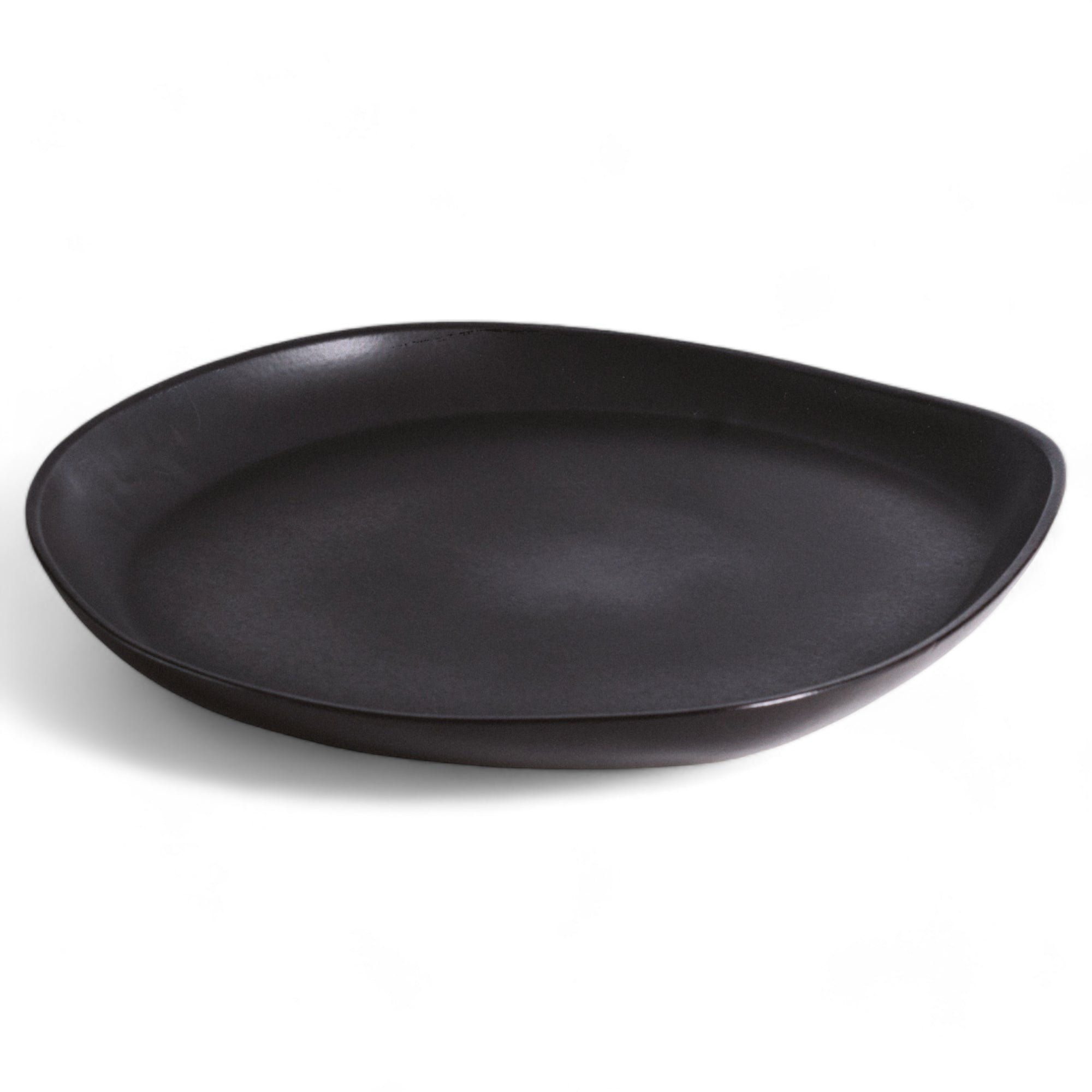 Stoneware Round Serving Platter - dwellandremainGHARYAN Stoneware & More North America