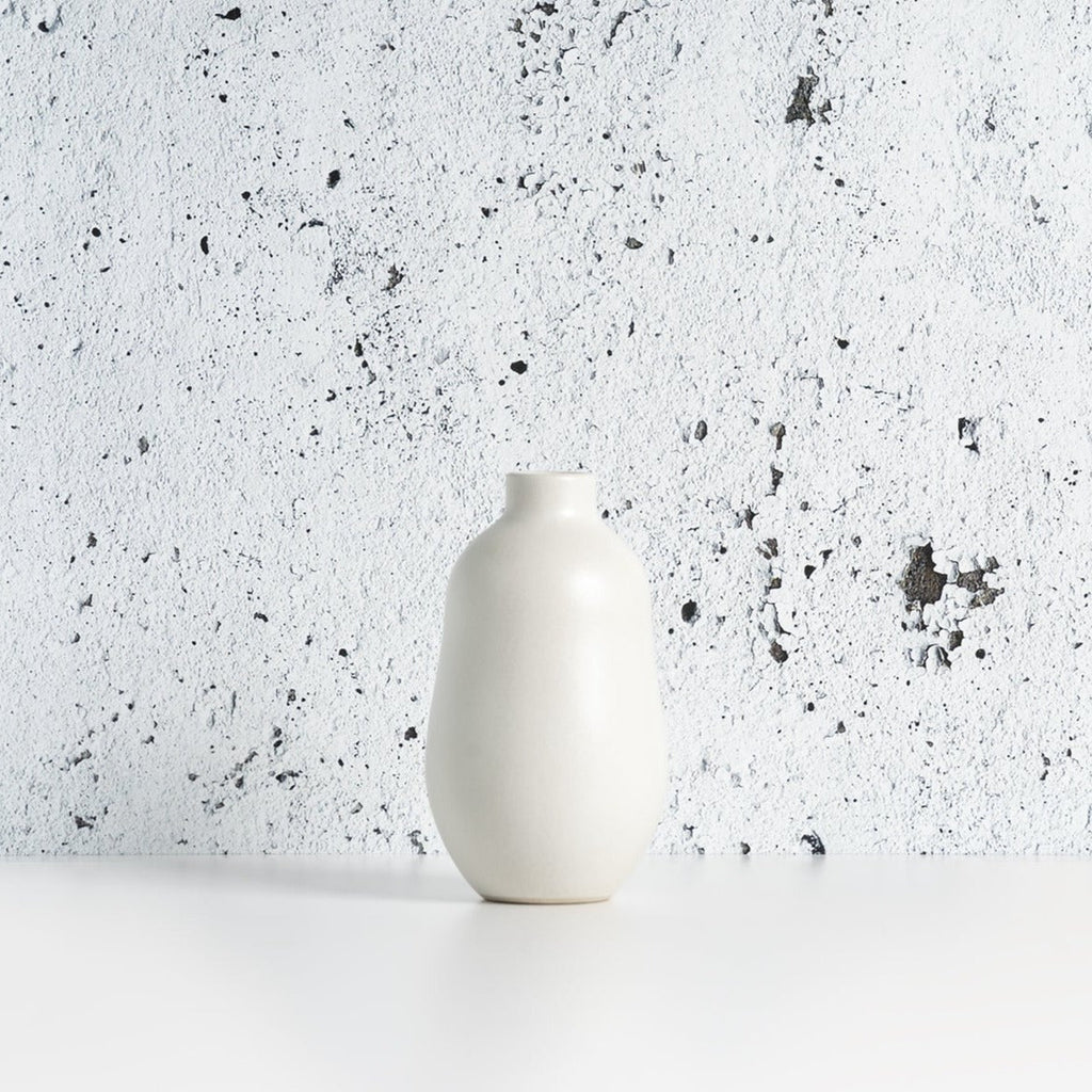 Stoneware Vase - dwellandremainGHARYAN Stoneware & More North America
