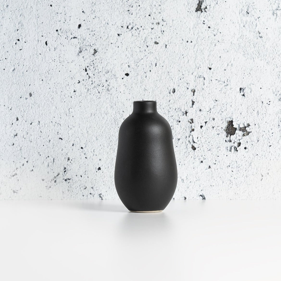 Stoneware Vase - dwellandremainGHARYAN Stoneware & More North America